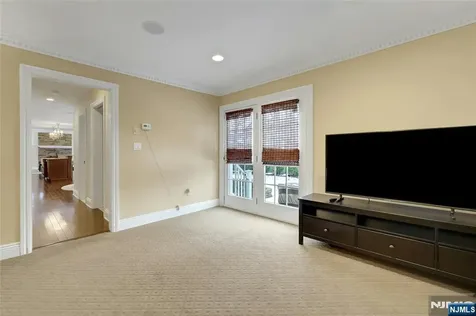 16 Herron Harrington Park NJ 07640
