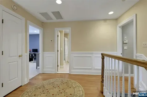 16 Herron Harrington Park NJ 07640