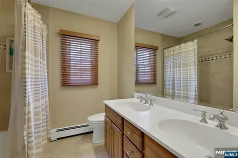 16 Herron Harrington Park NJ 07640