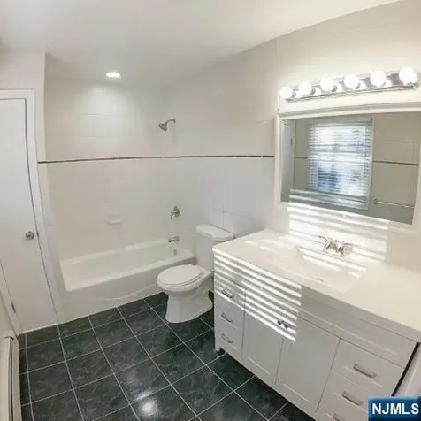 71 Gordon Street Ridgefield Park NJ 07660