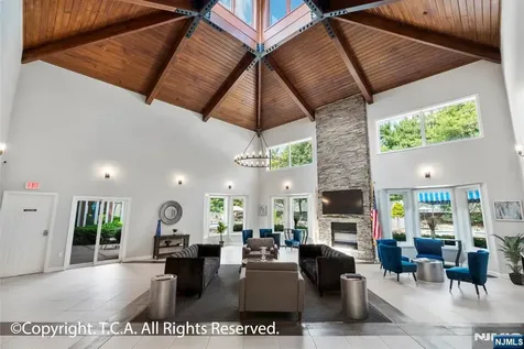316 Ellery Court Edgewater NJ 07020