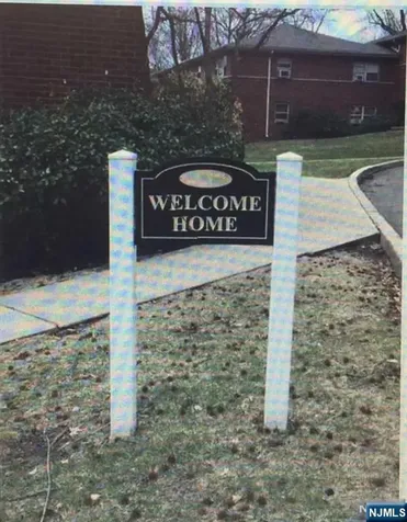 280-320 Oak Street Ridgewood NJ 07450