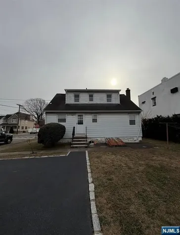 209 Michigan Avenue Paterson NJ 07503
