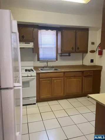 140 Phelps Avenue Englewood NJ 07631