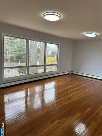 1032 Glen Road Fort Lee NJ 07024