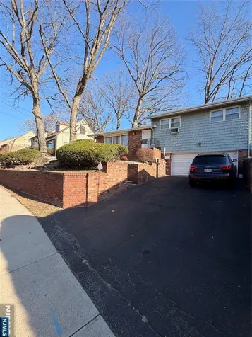 1032 Glen Road Fort Lee NJ 07024