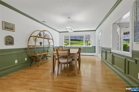 63 Danebury Downs Upper Saddle River NJ 07458