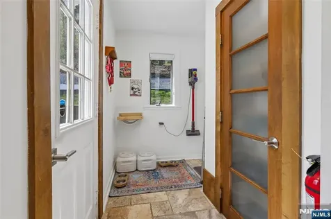 63 Danebury Downs Upper Saddle River NJ 07458