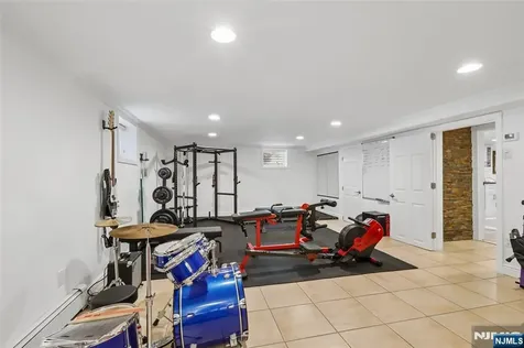 63 Danebury Downs Upper Saddle River NJ 07458