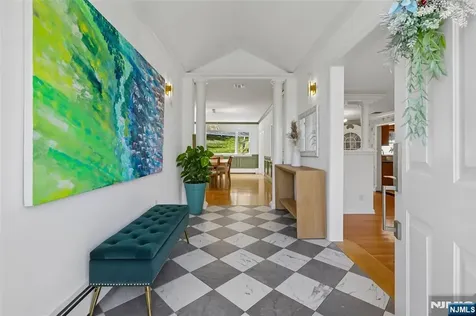 63 Danebury Downs Upper Saddle River NJ 07458