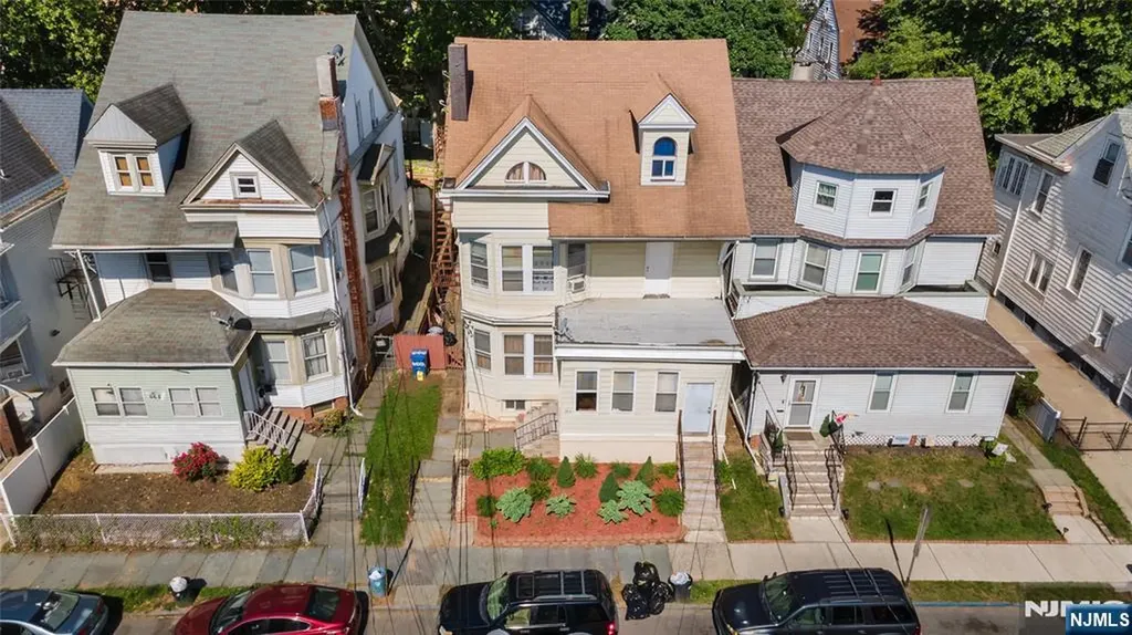 662-664 29th Street Paterson NJ 07504