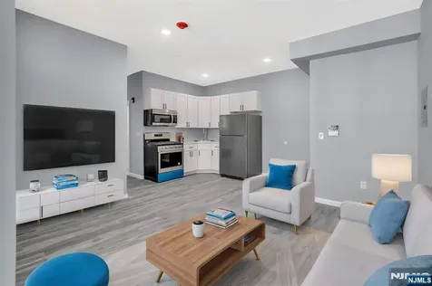 155-157 Clifton Avenue Newark NJ 07104