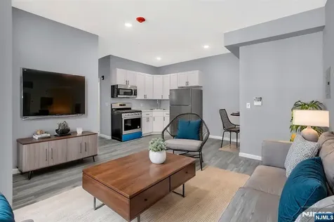 155-157 Clifton Avenue Newark NJ 07104