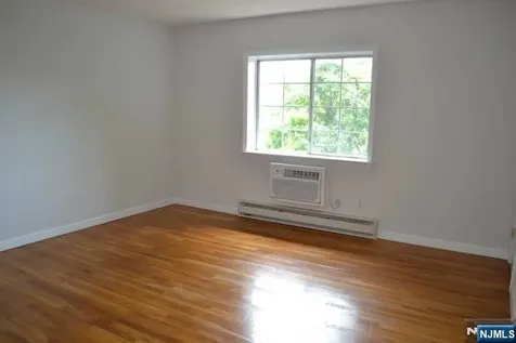27-33 Corsa Terrace Ridgewood NJ 07450
