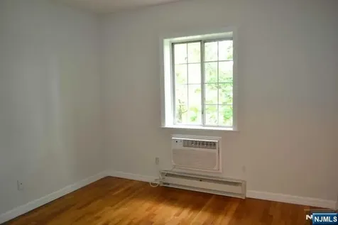 27-33 Corsa Terrace Ridgewood NJ 07450
