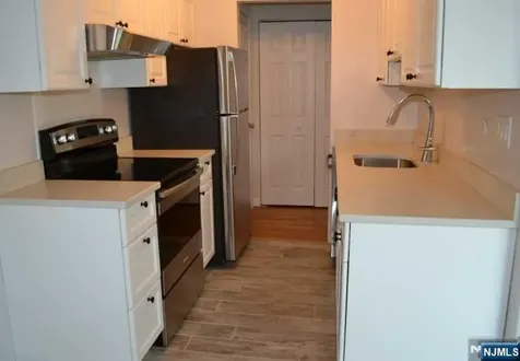 27-33 Corsa Terrace Ridgewood NJ 07450