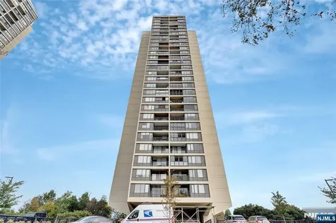 5 Horizon Road Fort Lee NJ 07024