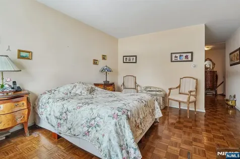 5 Horizon Road Fort Lee NJ 07024