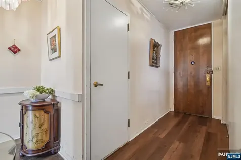 5 Horizon Road Fort Lee NJ 07024