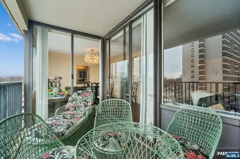 5 Horizon Road Fort Lee NJ 07024