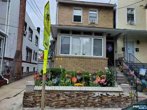 232 Wilkinson Avenue Jersey City NJ 07305