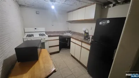 232 Wilkinson Avenue Jersey City NJ 07305