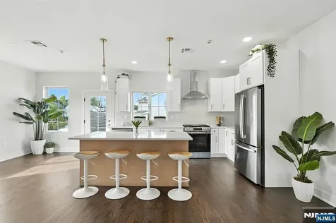 188 Canterbury Avenue North Arlington NJ 07031