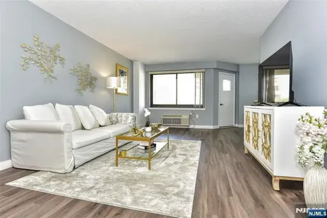 307 Prospect Avenue Hackensack NJ 07601