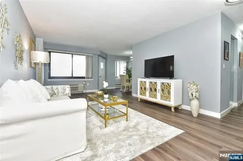 307 Prospect Avenue Hackensack NJ 07601