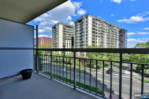 307 Prospect Avenue Hackensack NJ 07601