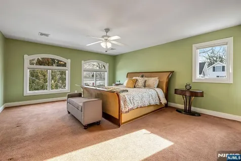 17 Jefferson Avenue Cresskill NJ 07626
