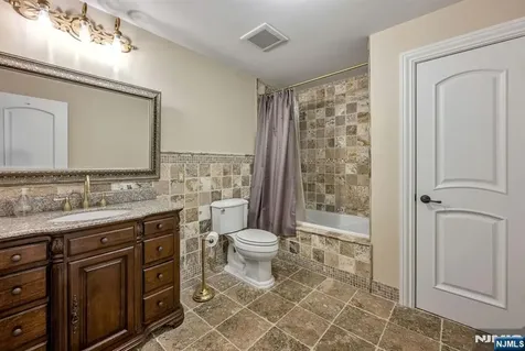17 Jefferson Avenue Cresskill NJ 07626