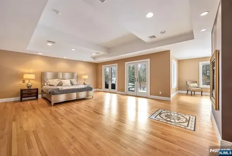 17 Jefferson Avenue Cresskill NJ 07626