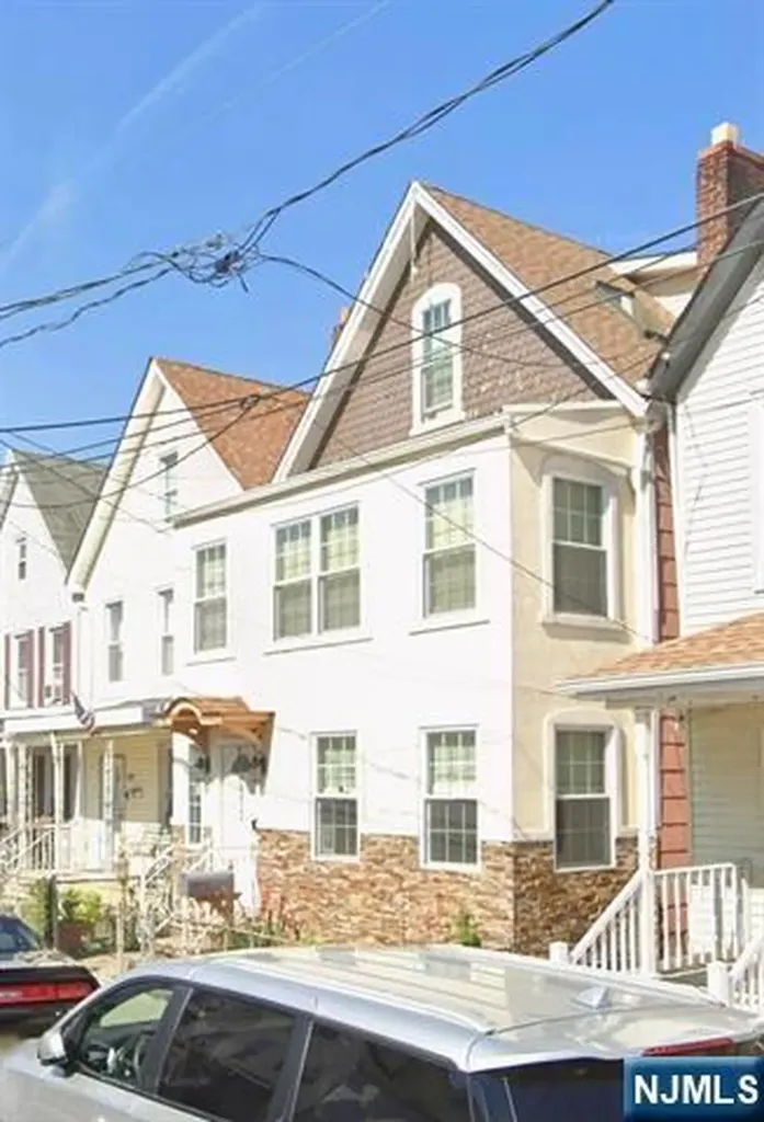 5217 Liberty Avenue North Bergen NJ 07047