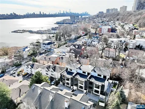 1456 River Road Edgewater NJ 07020