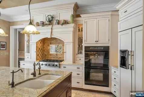 248 Old Turnpike Road Tewksbury NJ 07830