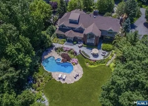 54 Hamilton Drive North Caldwell NJ 07006