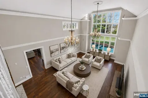 54 Hamilton Drive North Caldwell NJ 07006