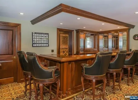 54 Hamilton Drive North Caldwell NJ 07006