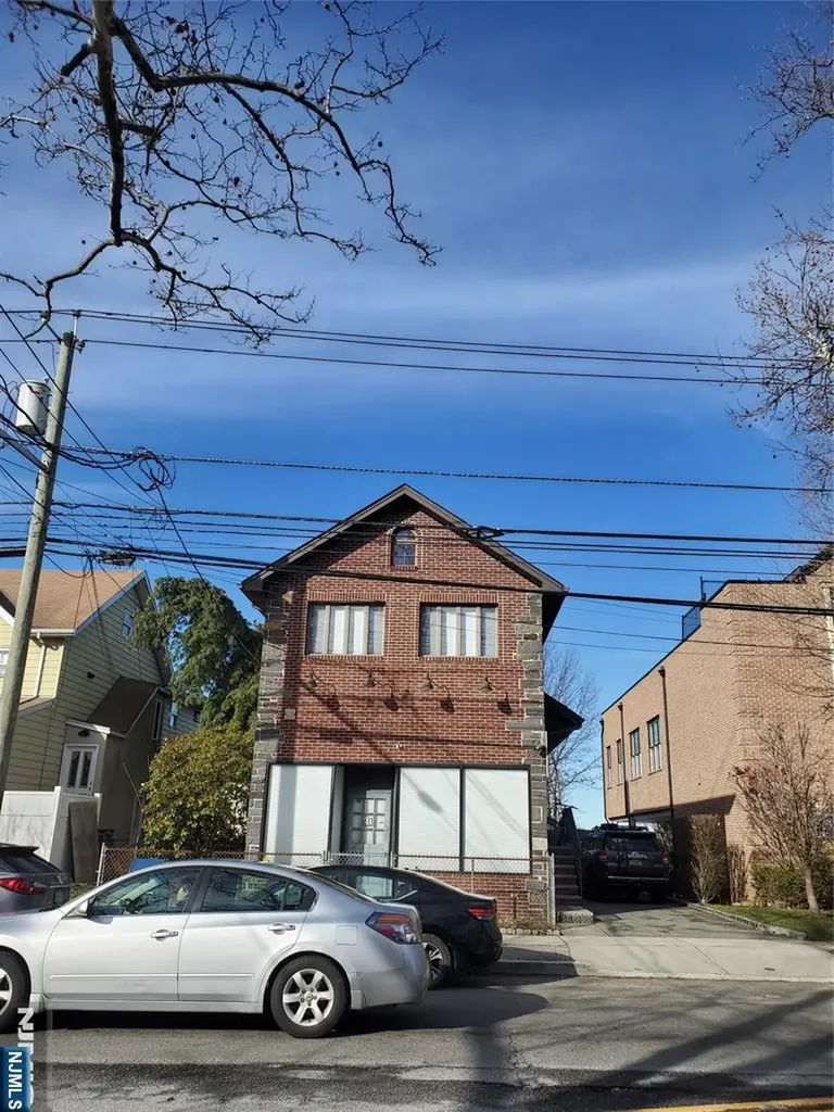 611 Bergen Boulevard Ridgefield NJ 07657
