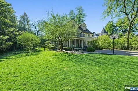 116 Lydecker Street Englewood NJ 07631