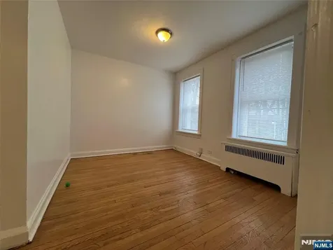 159 Westminster Place Lodi NJ 07644