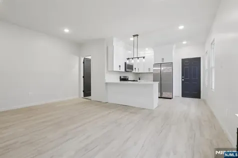 542 25th Street Paterson NJ 07514