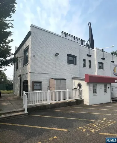 432 Broad Avenue Ridgefield NJ 07657