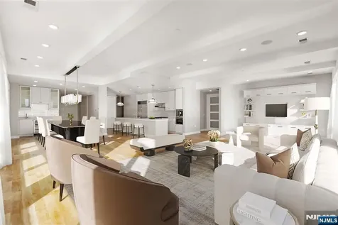9 Somerset Lane Edgewater NJ 07020