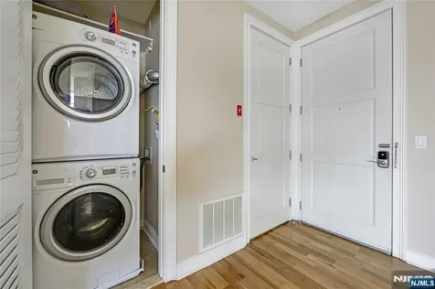 15 Somerset Edgewater NJ 07020