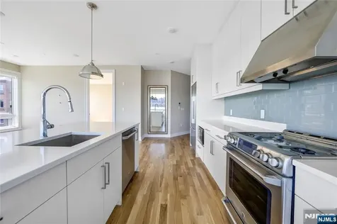 15 Somerset Edgewater NJ 07020