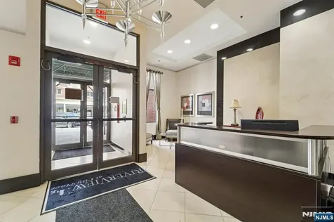 5311 City Place Edgewater NJ 07020