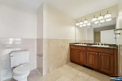 5311 City Place Edgewater NJ 07020