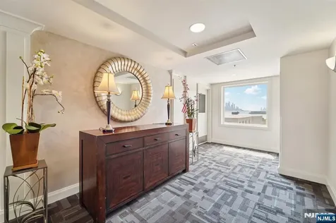 5311 City Place Edgewater NJ 07020